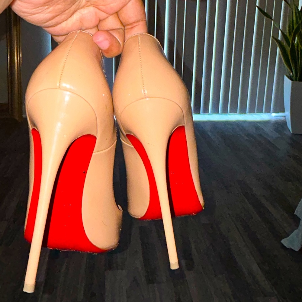 So Kate NUDE Christian Louboutin Heels